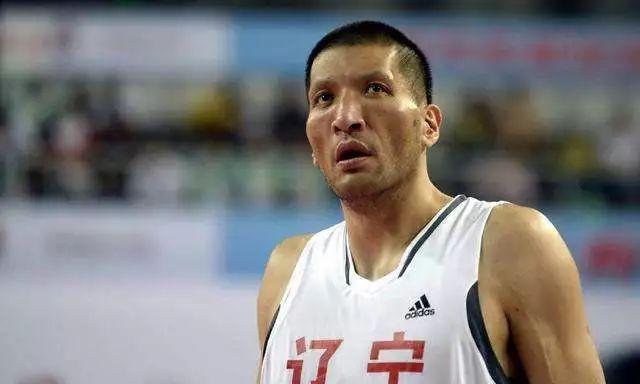 nba孙悦冠军戒指姚明 第一个拿到NBA冠军戒指的中国球员(3)
