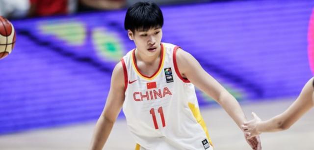 中国女篮大喜讯！权威媒体预测两00后国手被WNBA选中 将创造历史(6)