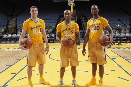 nba球衣为什么这么大 NBA大肆推广有袖球衣(3)
