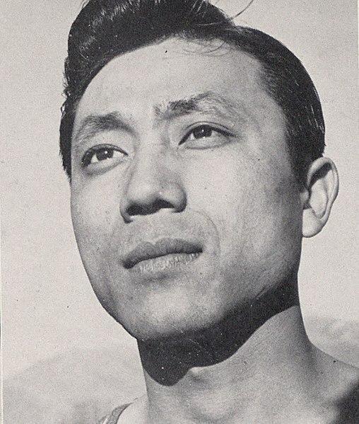 nba第一位亚裔球员 NBA历史第一个亚裔球员去世(2)