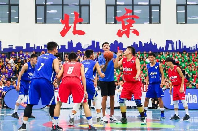 jrnba北京站 NBA校园篮球联赛北京站高中组落幕(1)