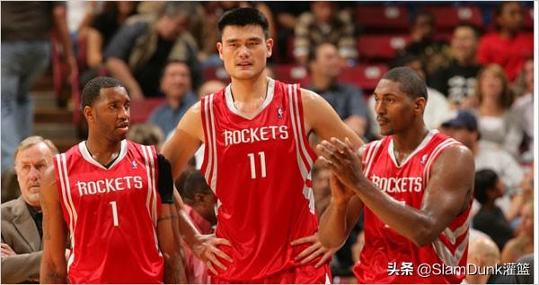 姚明nba菜鸟赛季回顾 从菜鸟到名人堂的NBA生涯(6)