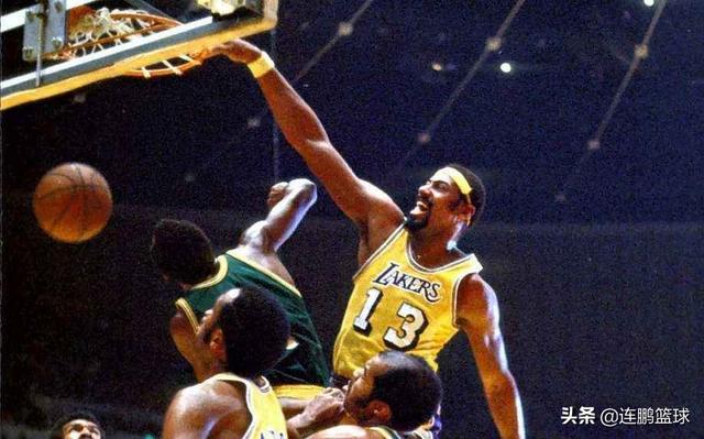 nba出名的篮板 NBA历史篮板榜前十