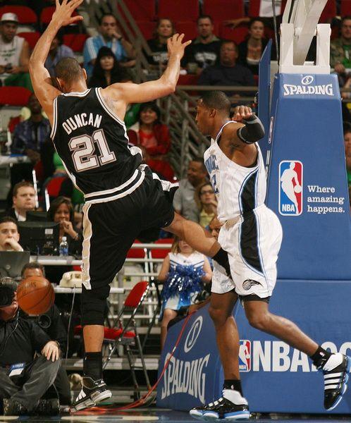 nba球员裤裆 NBA球员的腿脚功夫——裤裆下面的杀气(5)