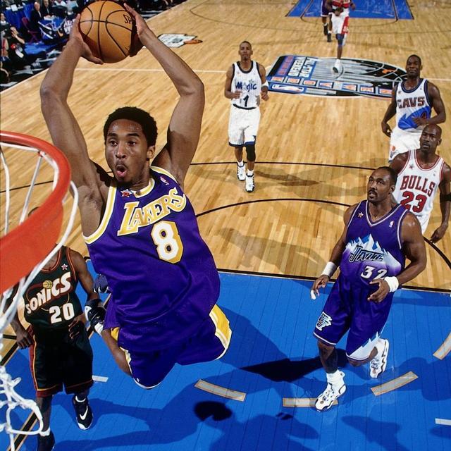 1998nba全明星赛时间 NBA更新社媒回顾1998年全明星赛(7)