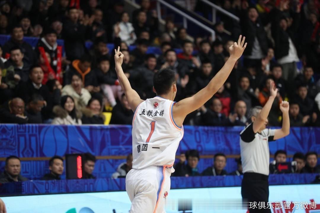 中国男篮新一期集训名单刮起青春风暴 四川队“双子星”入选(3)
