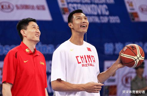 4年前，为何中国篮坛球星易建联主动离开NBA？阿联的答案值得尊敬(5)