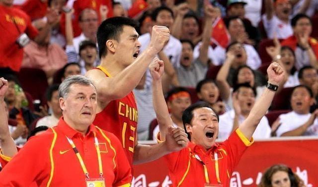 唏嘘！中国男篮十二年匆匆过，08奥运黄金一代下赛季或仅剩1人(1)