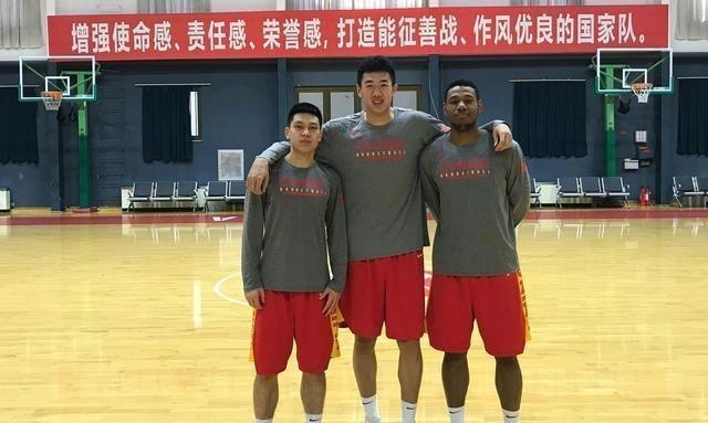 中国男篮集训完毕，校园三少完成国家队体验，一人表现受杜锋肯定(1)