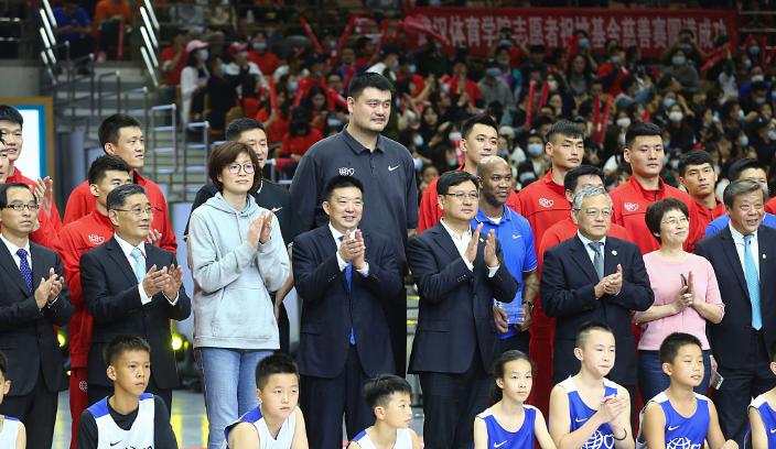 姚基金慈善赛落幕！中国篮球明星队122-107男丁格尔明星队
