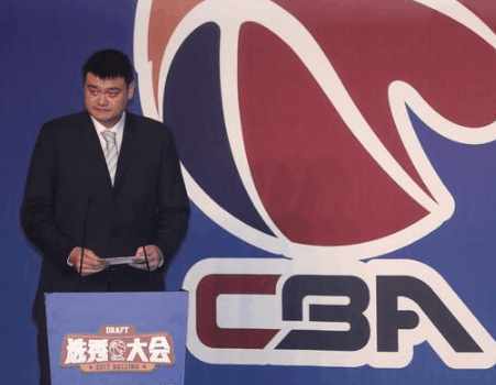 张宁首战砍22分，CBA新秀战力越来越强？网友：有NBA那味儿了。(4)