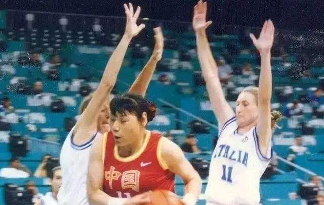 男篮仰望！中国女篮历届奥运会成绩：两次站上领奖台，保底第十名(5)