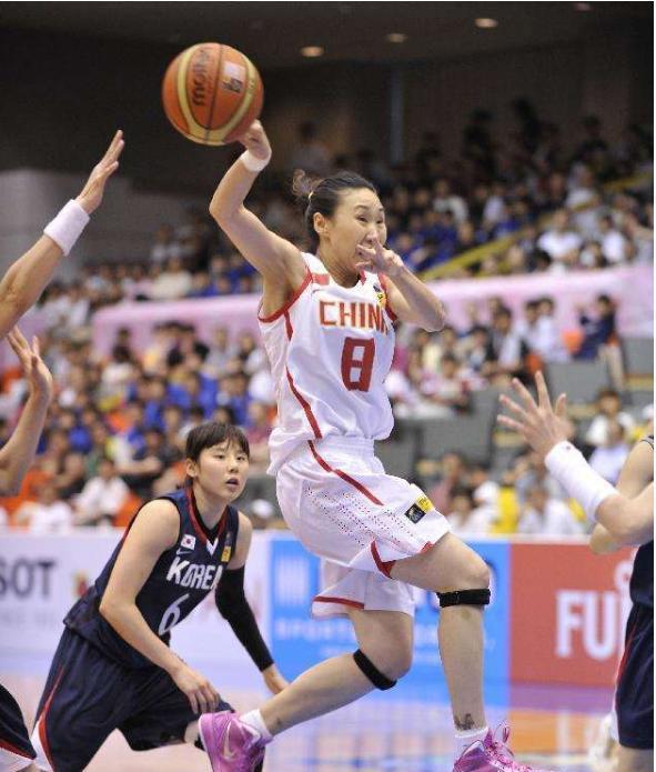 男篮仰望！中国女篮历届奥运会成绩：两次站上领奖台，保底第十名(10)