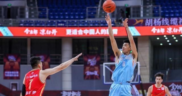 中国篮球有希望！新赛季有八名本土球员场均得分上20，姚明成功了(8)