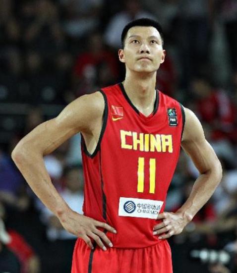 中国男篮中，谁能做老大？