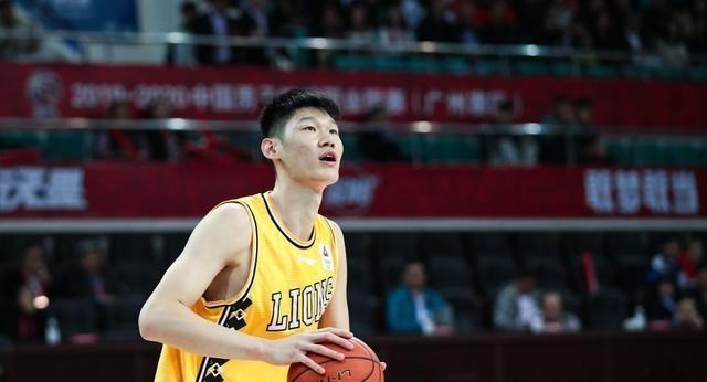 中国男篮现阶段最强12人名单，新疆三人入选，广东一人，辽宁两人(10)
