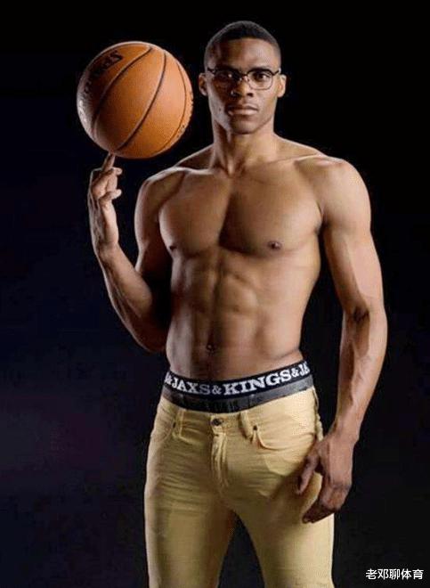 众所周知NBA球星爱炫腹肌，若按美感程度排序 前5是谁？(5)