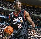 nba非洲球员穆 摇手指的“非洲大山”穆大叔的传奇NBA生涯(4)