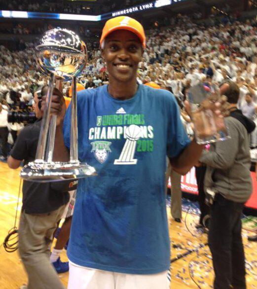马亚 摩尔 wnba 摩尔率队夺得WNBA总冠军(3)