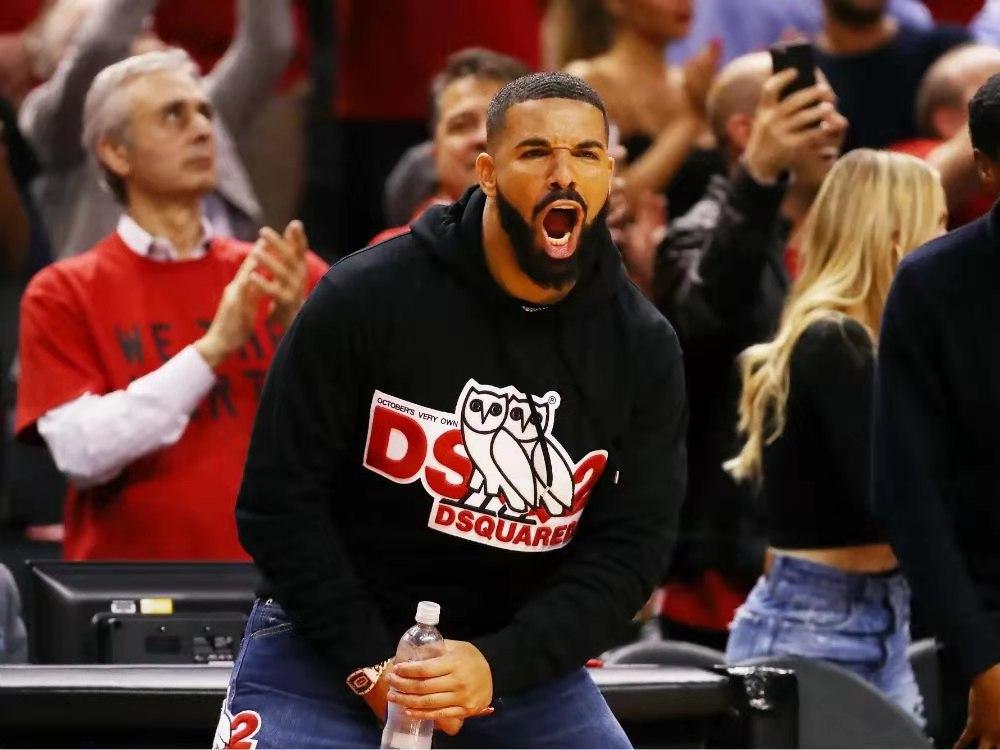 nba篮球场装饰 只有Drake能做得到(1)