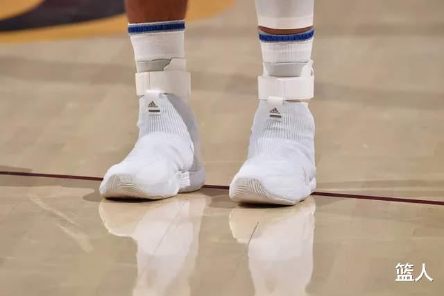 NBA球员上脚：Kyrie7外星人配色，维金斯穿匹克球鞋(5)