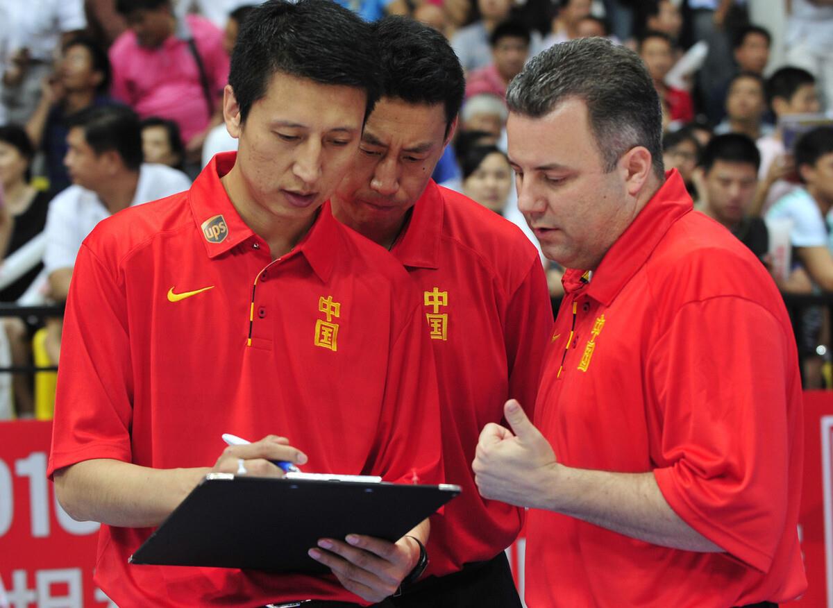 盘点中国男篮国家队主教练，那些一届比赛下课的主教练很悲哀！(6)