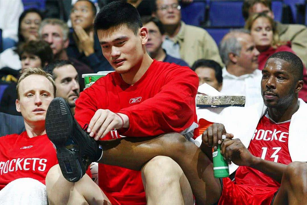 姚明：可以说他是中国篮球历史上最伟大的球员，职业生涯可以称得上完美(3)
