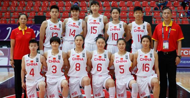 中国女篮大胜澳大利亚，三战全胜晋级半决赛，韩旭两双黄思静爆发