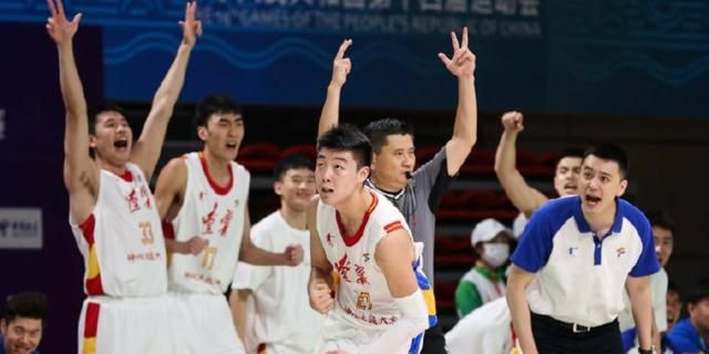 辽宁队的新秀俞泽辰有没有可能进入中国男篮？杜锋会给他机会吗？(3)