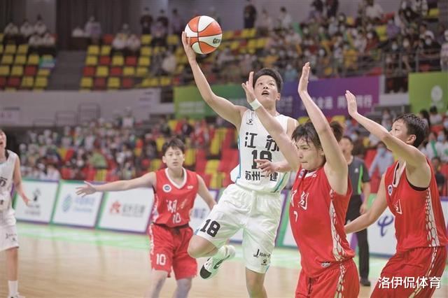 央视直播！WCBA打响揭幕战，中国女篮“勒布朗梦”开启争冠模式(3)