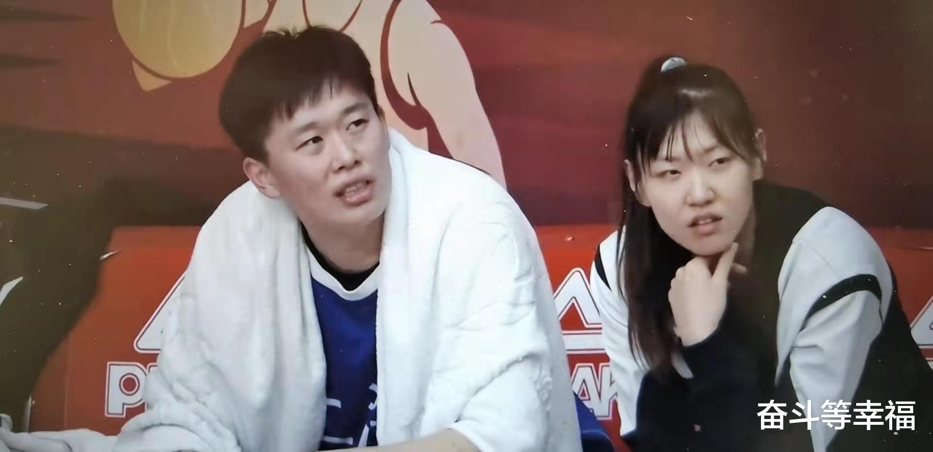 张曼曼狂砍25分，江苏女篮87比68击败上海女篮，江苏6人得分上双(6)
