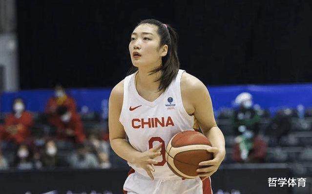 6记三分球！砍全队最高分 球迷：她是中国女篮的新一姐