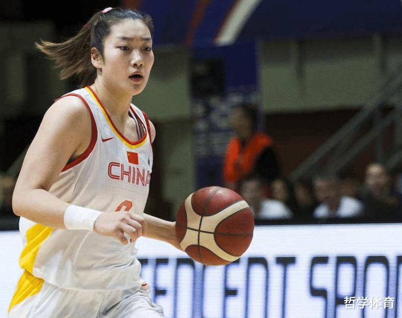 6记三分球！砍全队最高分 球迷：她是中国女篮的新一姐(4)