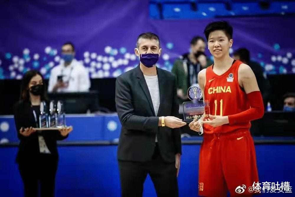 恭喜中国女篮！大胜法国挺进世界杯，中国男篮该学一下了(4)