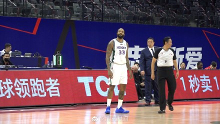 吉布森31分北京男篮不敌山东男篮(2)