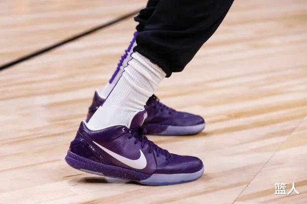 NBA球员上脚：詹姆斯威少穿支线，安踏和361度的球鞋都有！(12)