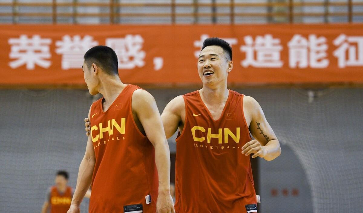 中国男篮世预赛15人大名单出炉，MVP落选集训大名单(2)