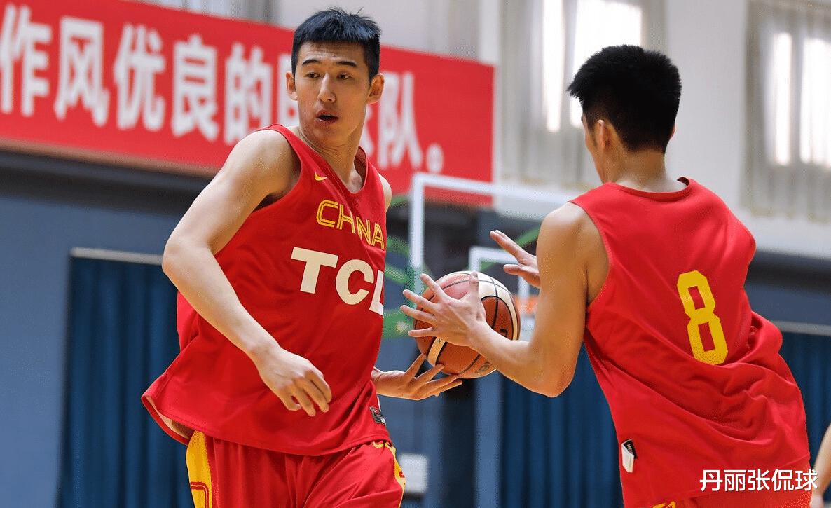 中国男篮最新一期集训21人名单出炉，10名后卫同时竞争(2)