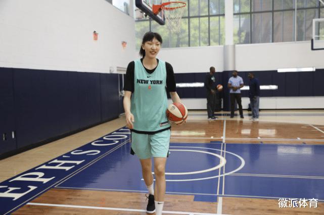 中国女篮高塔首秀惊艳WNBA，内线强吃令对手绝望(3)