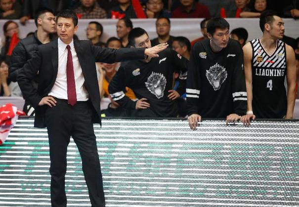 中国男篮数一数二的后卫，尤纳斯都对他赞赏不已，退役后成了主教练？(1)