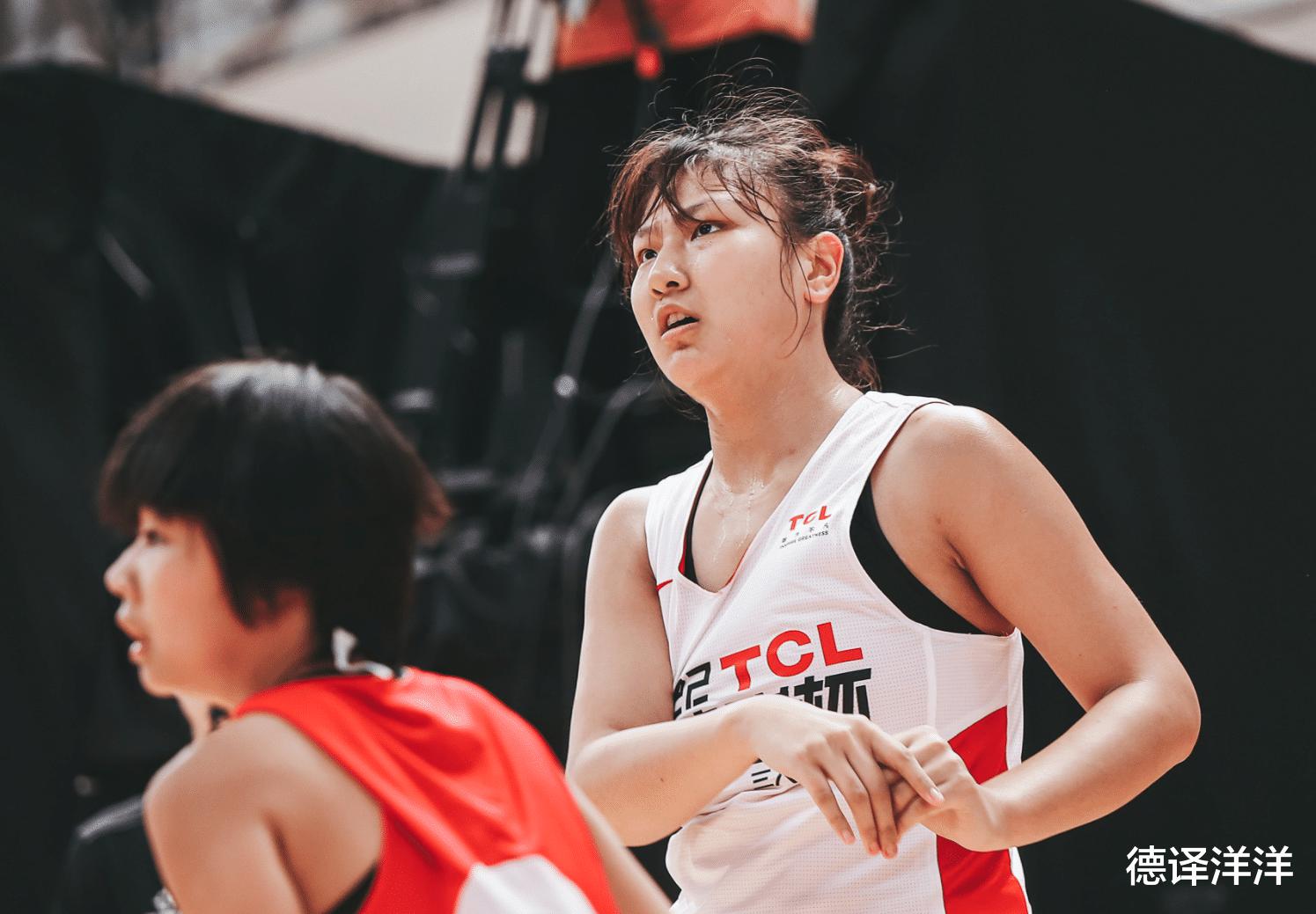 13岁就1米91！中国女篮主力中锋的妹妹也很强，率队夺冠