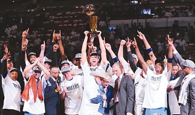 NBA最困难的夺冠之旅：95火箭西部第6夺冠，榜首无悬念(3)