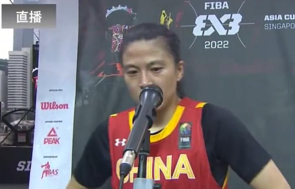 战胜日本杀入决赛，中国女篮冲击冠军，“女乔丹”王丽丽太强了！(3)