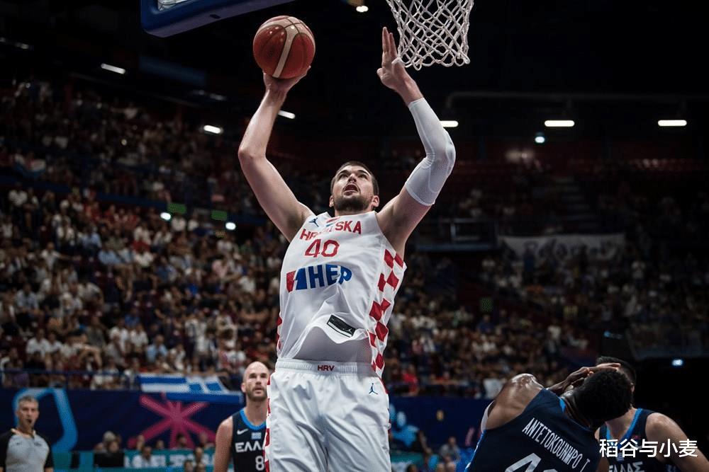 快船内线FIBA赛场表现不俗，新赛季他能否找回自信？(2)