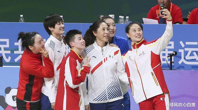 3场热身赛！中国女篮启程奔赴澳洲 12人名单基本确定 郑薇PK五强敌(3)