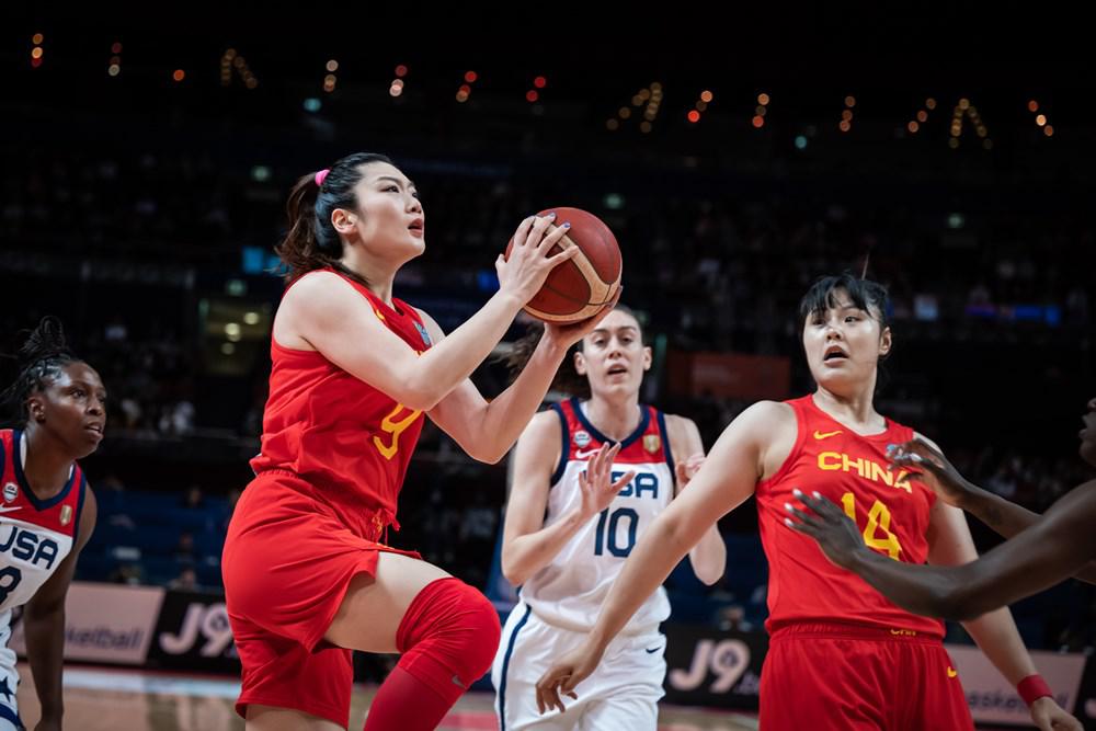世界杯8强赛对阵出炉，中国女篮抽到上上签，但8月曾负于对手