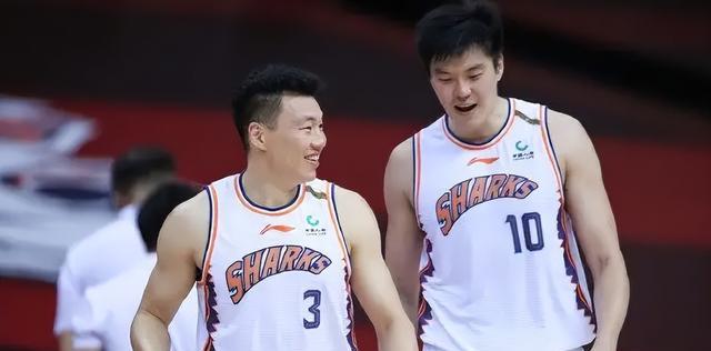 拒绝退役！中国男篮大牌球员复出，加盟家乡球队，要重返CBA(2)