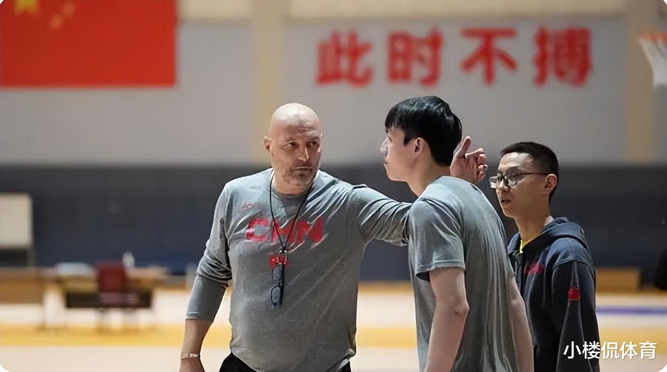 中国男篮将再淘汰4人，名单基本确定