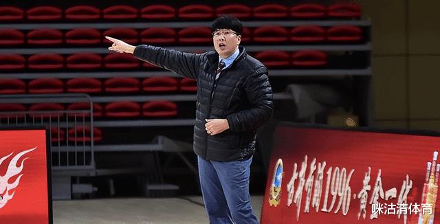 中国篮协官宣了！韩国著名教练加盟并担任国家队主教练，挖掘过赵睿的作品