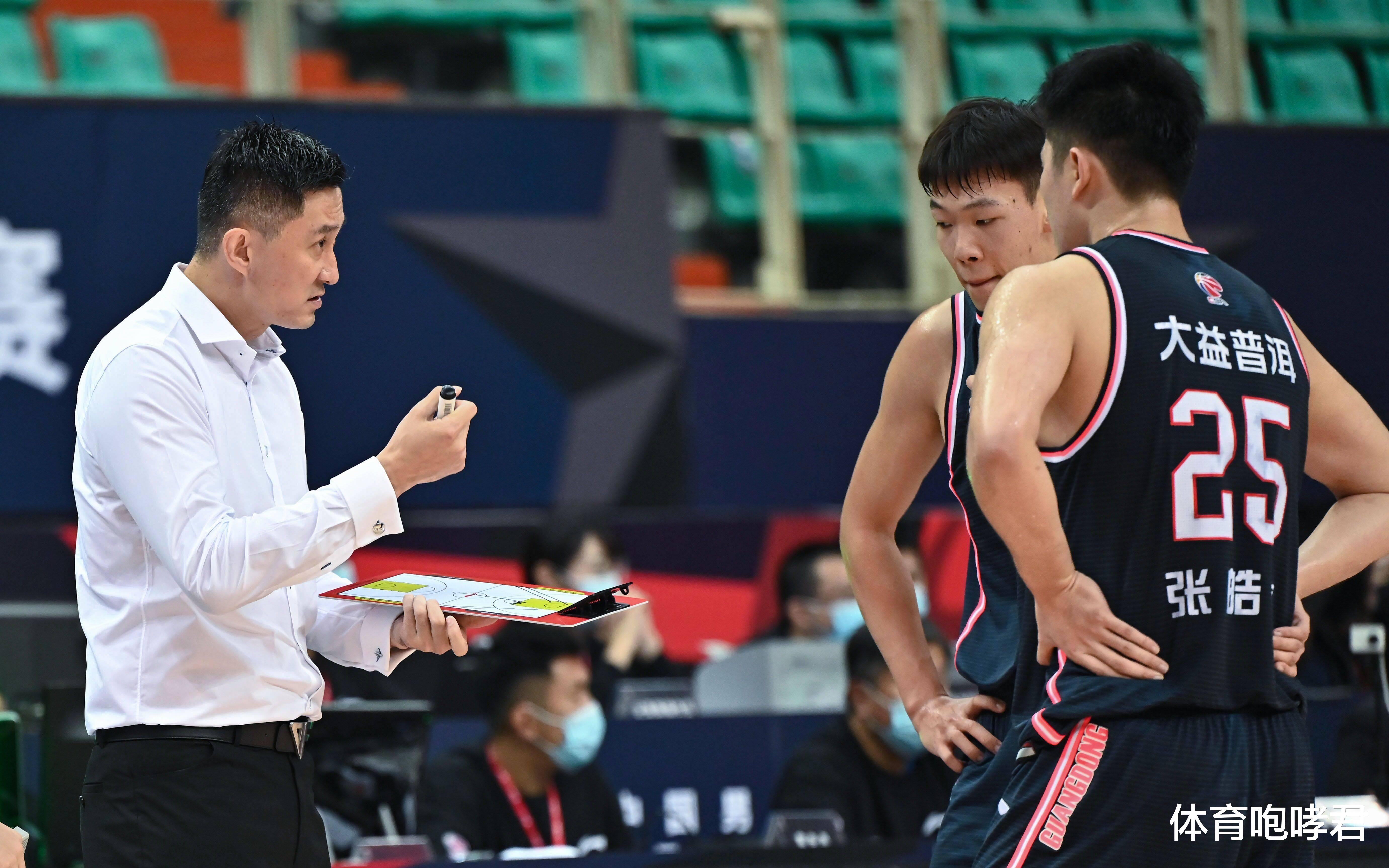 广东男篮传喜讯，杜锋提前8轮锁定季后赛，朱芳雨碰到3个大难题(2)